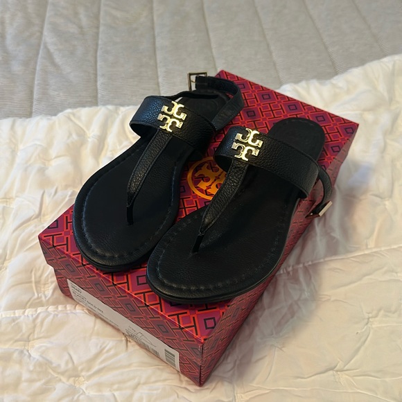 Tory Burch Sandals - Picture 1 of 4